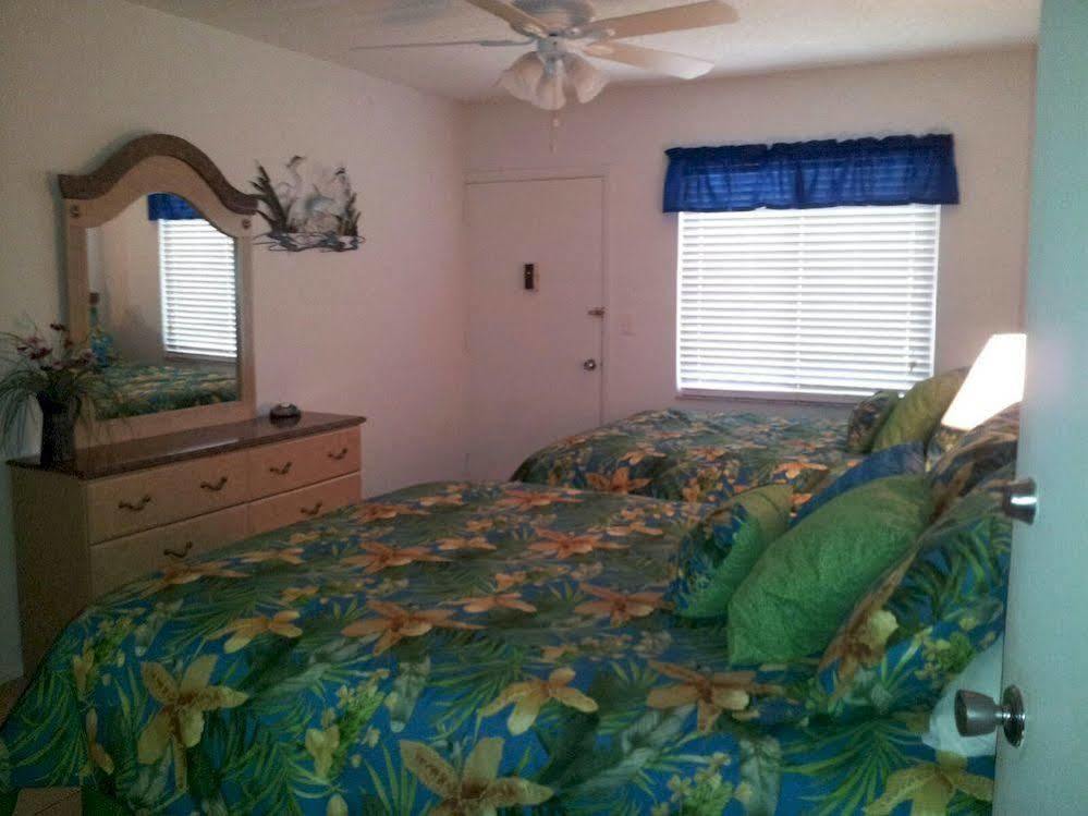 Coconuts Beach Resort Anna Maria Exterior foto